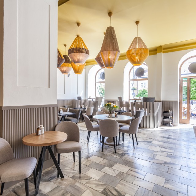 Pause Coffee & Sweets